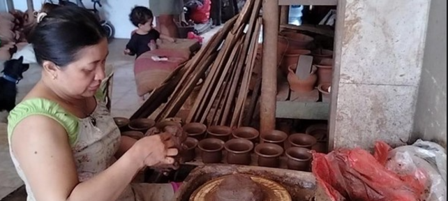 Cuaca Tak Tentu Bikin Produksi Gerabah di Badung Macet
